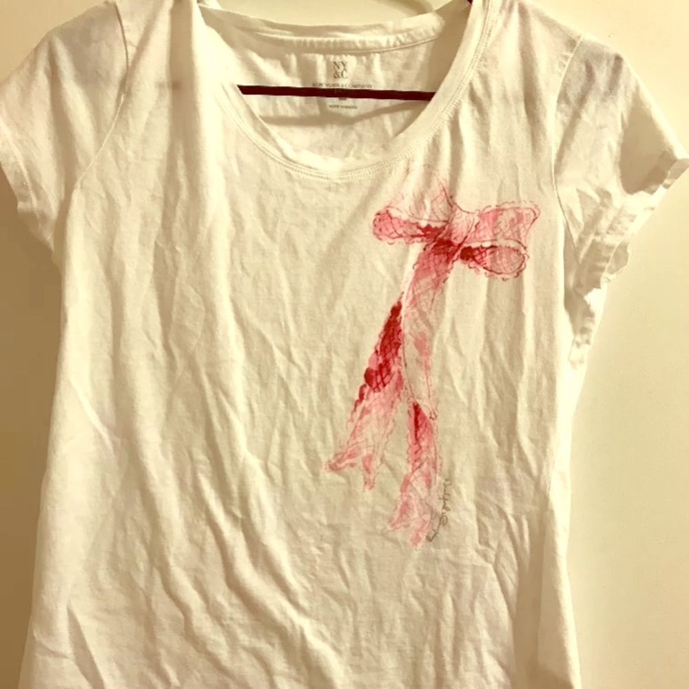 NY&CO breast cancer awareness top m
